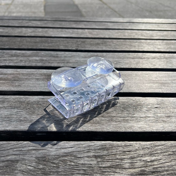 Clear Plastic Sponge Holder - Picture 4 of 5